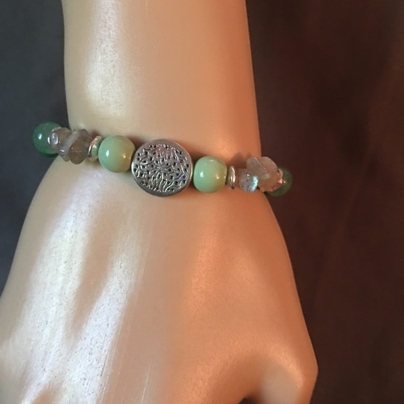 Green and silver multi stone beaded bracelet - Picture 4 of 8